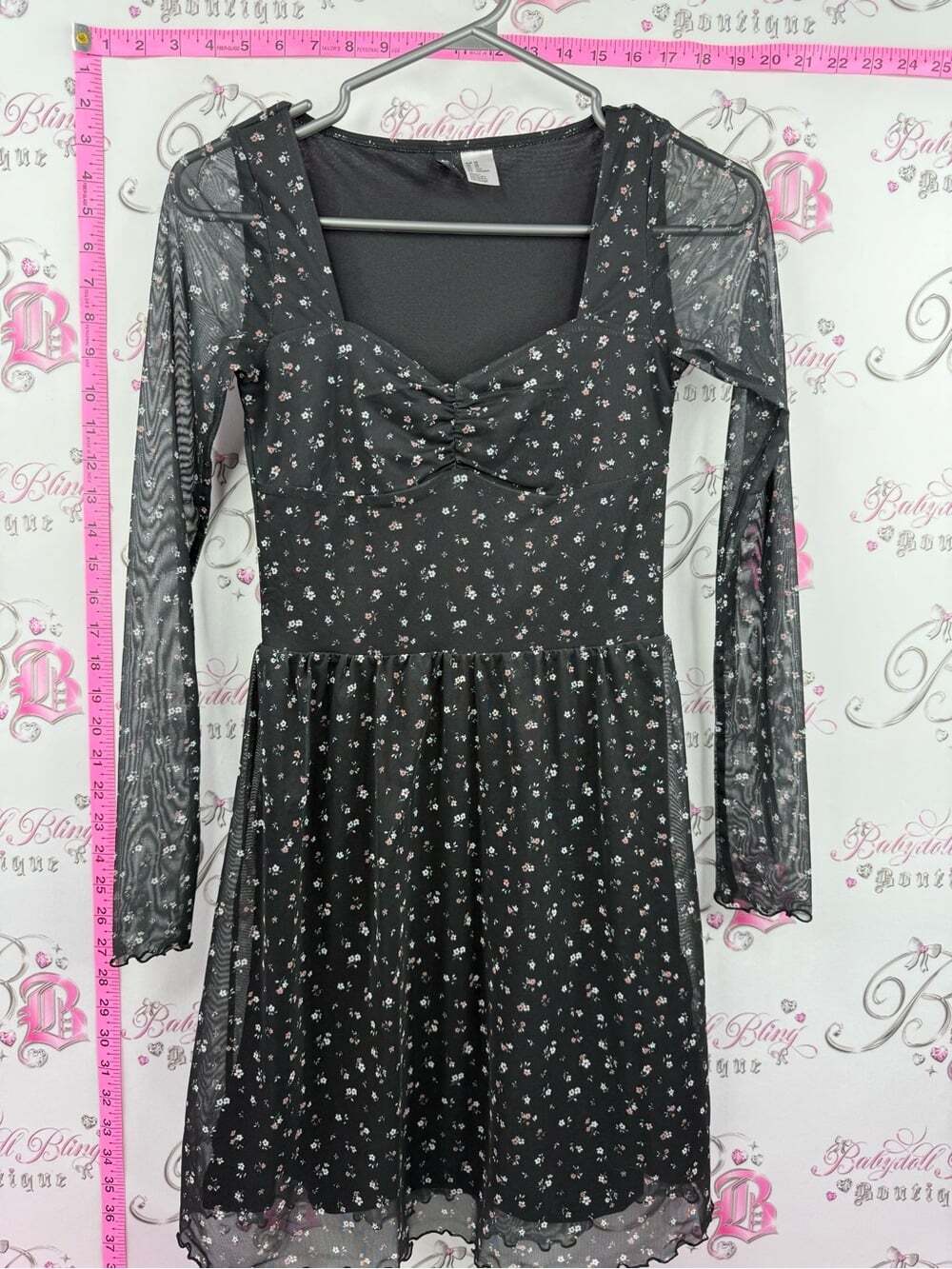 Divided Black Floral Mesh Long-Sleeve Sweetheart Dress